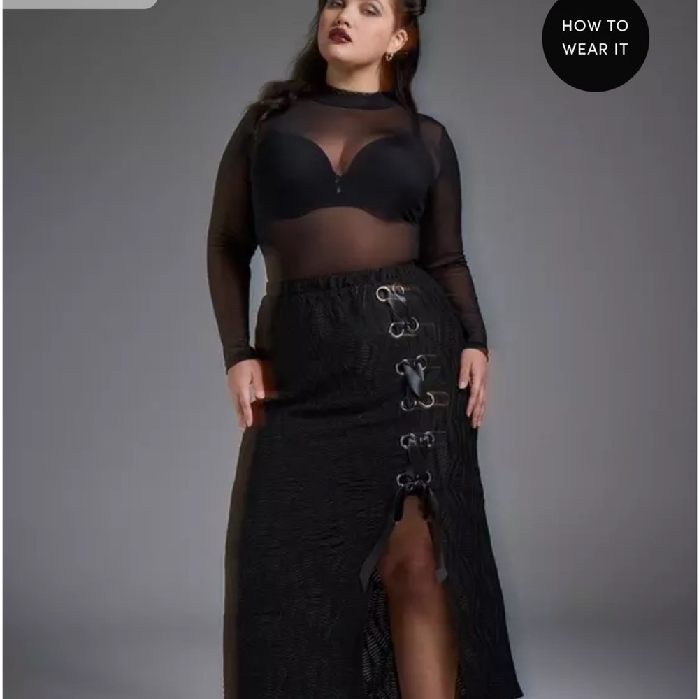 torrid Black Lace-Up Maxi Skirt with Front Slit Sz 2x (18-20)